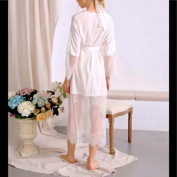 Royal Belted Silk Robe with Contrast Lace - Picture 4 of 4